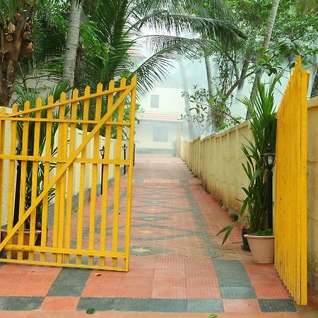 فاركَالا Savithri Inn Bamboo Cottages & Resorts المظهر الخارجي الصورة